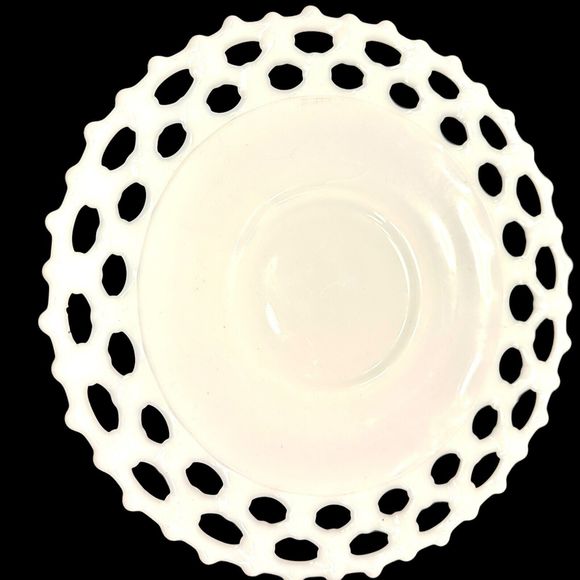 Set 2 White Milk Glass Doric Open Lace Edge Plate Platter Milkglass 11" Footed - Picture 16 of 16